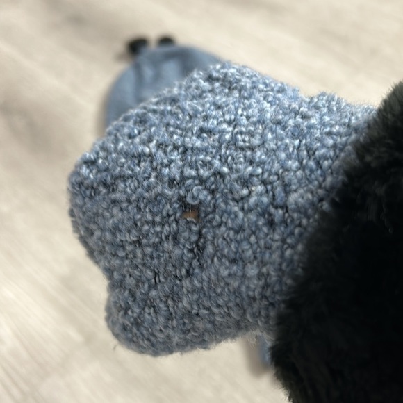 Nordstrom 3 piece wool cashmere blend boucle faux fur scarf hat and gloves - Picture 7 of 13